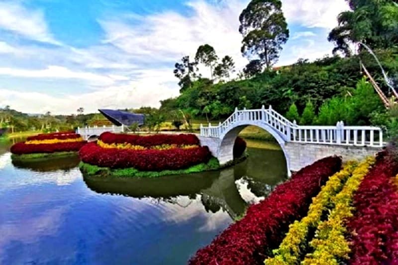  Taman Lembah Dewata Bandung