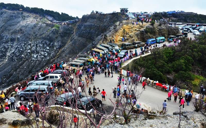Tangkuban Perahu Bandung